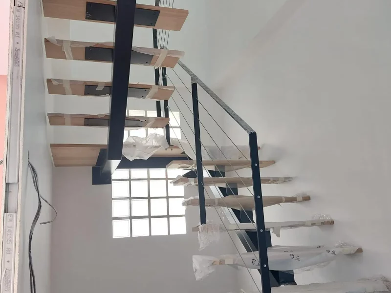 Custom-made spiral staircases 1
