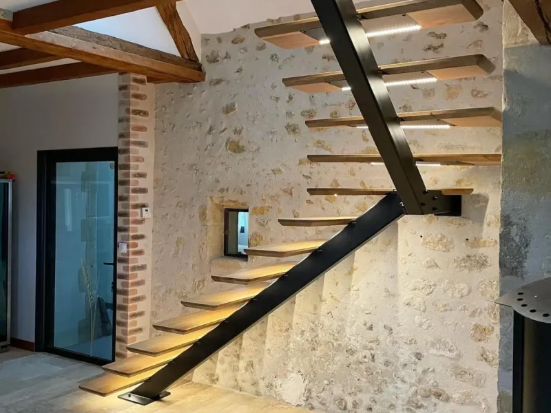 Custom-made spiral staircases 4